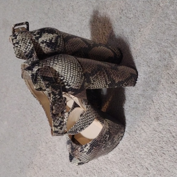 Never Worn by Jessica Simpson size 9.5 - Picture 3 of 4